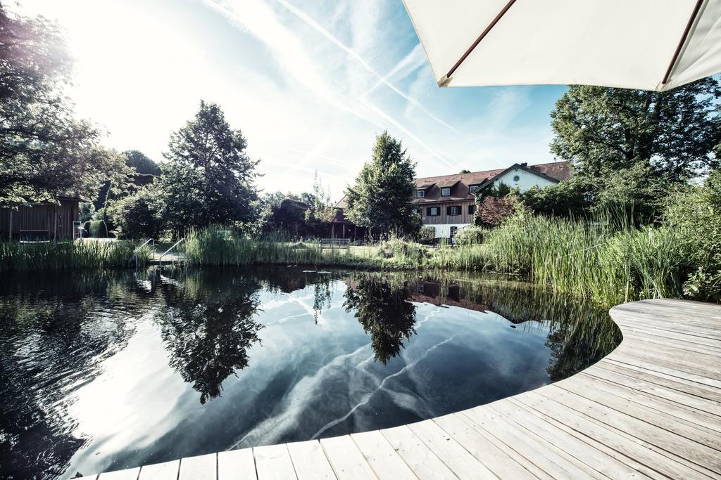 Biohotel Schlossgut 4* Oberambach